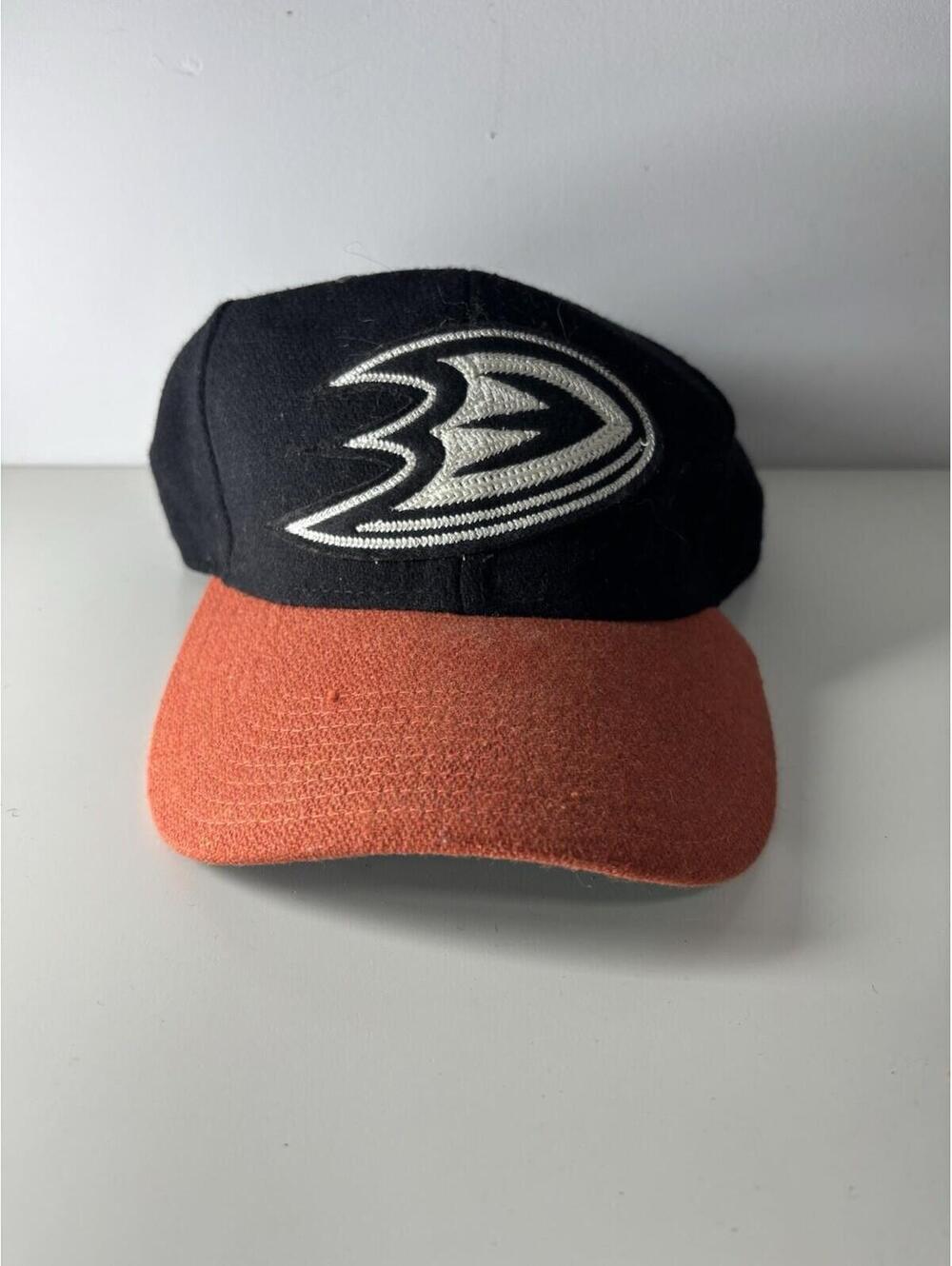 ANAHEIM DUCKS NHL CCM VINTAGE SNAPBACK RETRO FLAT CAP